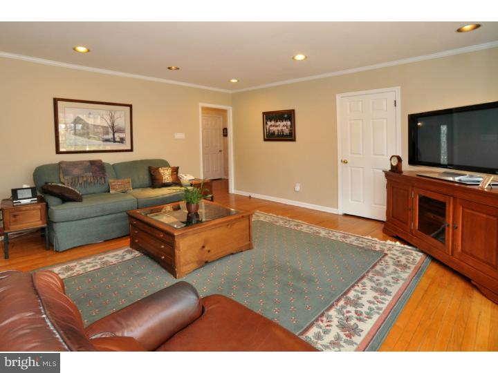 3318 Sawmill Road Newtown Square, PA 19073 - Photo 9 of 17