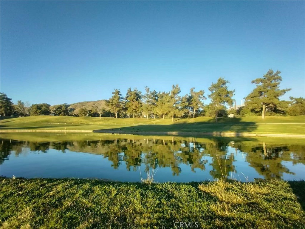 11811 Cramer Road Yucaipa, CA 92399 - Photo 21 of 22 a view of a lake with a big yard
