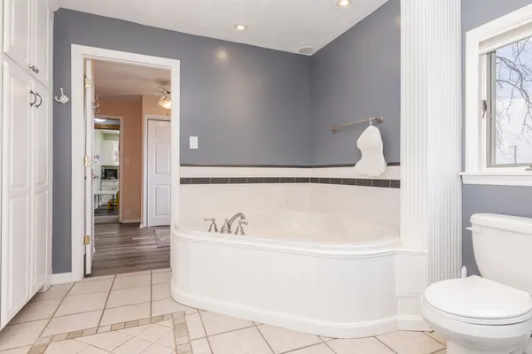 $394,900 | 13532 County Road 600 North, Heyworth, IL 61745