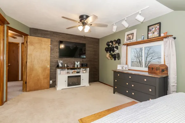 $394,900 | 13532 County Road 600 North, Heyworth, IL 61745