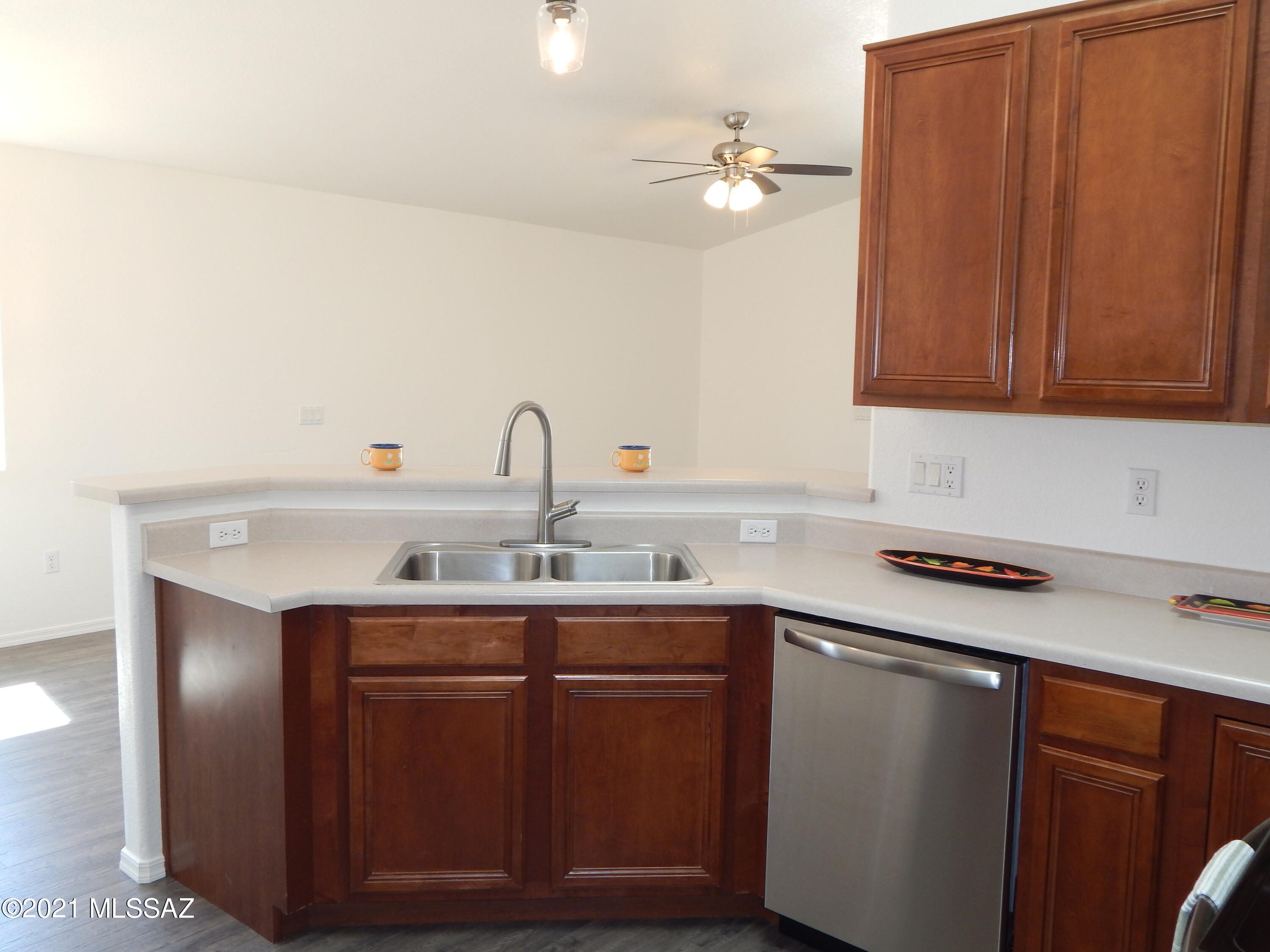 2340 West Golden Hills Road Tucson, AZ 85745 - Photo 35 of 45