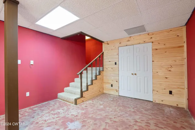 $575,000 | 18080 Highway 22, Wildersville, TN 38388