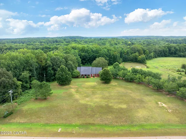 $575,000 | 18080 Highway 22, Wildersville, TN 38388