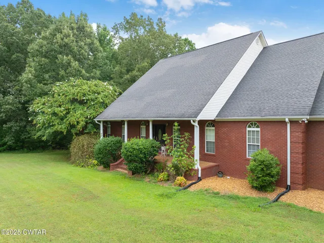 $575,000 | 18080 Highway 22, Wildersville, TN 38388