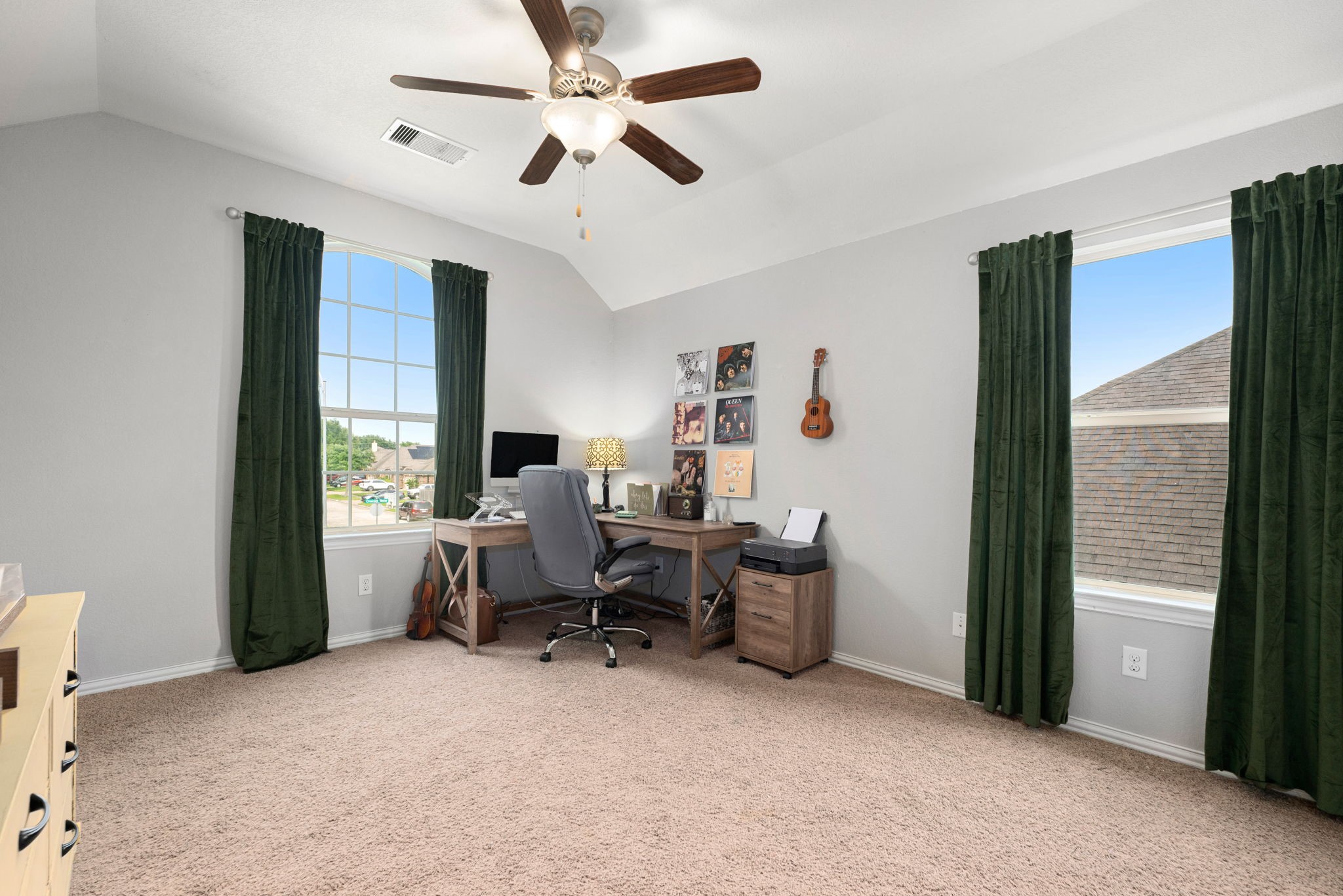 2303 Crescent Water Rosenberg, TX 77471 - Photo 25 of 31