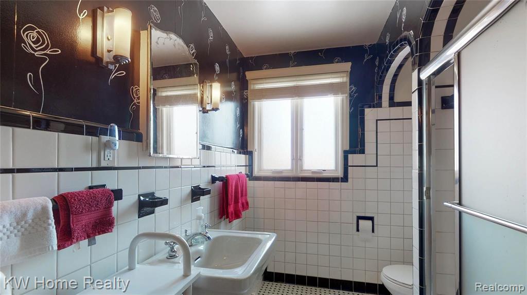 1146 Yorkshire Road Grosse Pointe Park, MI 48230 - Photo 32 of 39
