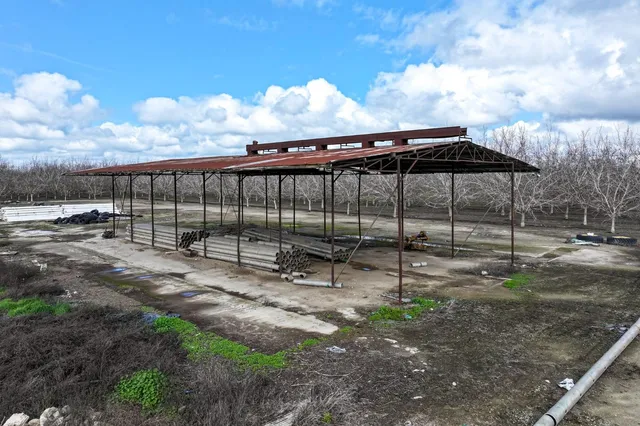 $1,657,425 | 0 Road 180, Strathmore, CA 93267