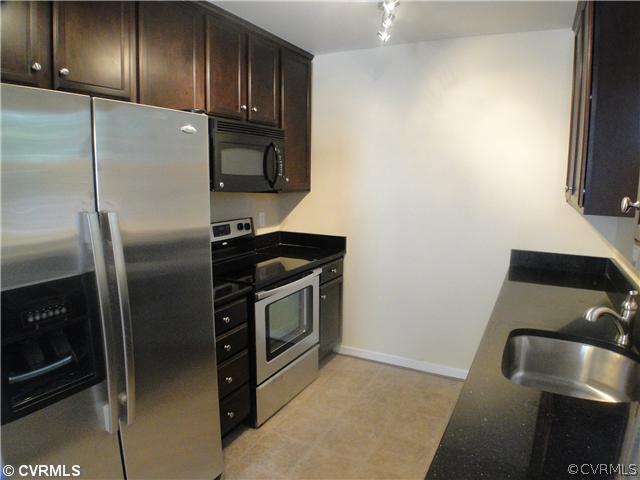 Kitchen - Kitchen
