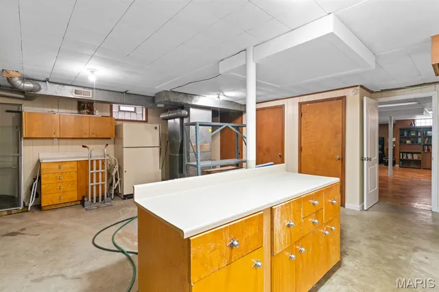 $320,000 | 6541 Lindenwood Place, St. Louis, MO 63109