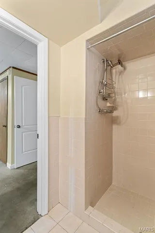 $320,000 | 6541 Lindenwood Place, St. Louis, MO 63109