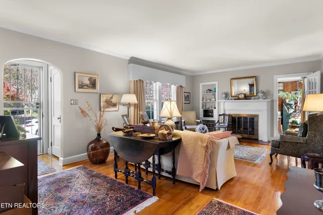 $699,900 | 3822 Keowee Avenue Southwest, Knoxville, TN 37919