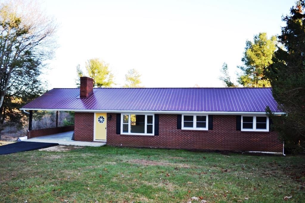 366 Oak Grove Road Austinville, VA 24312 - Photo 1 of 1 Gallery Image 1