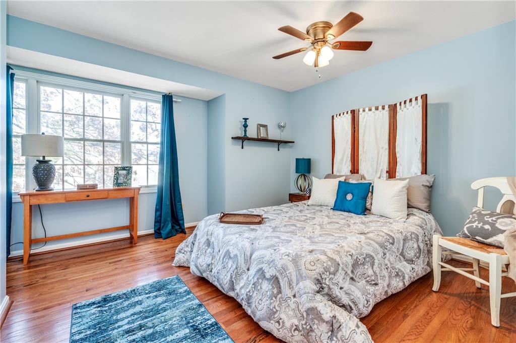285 Randy Lane Coraopolis, PA 15108 - Photo 21 of 25 Gallery Image 21