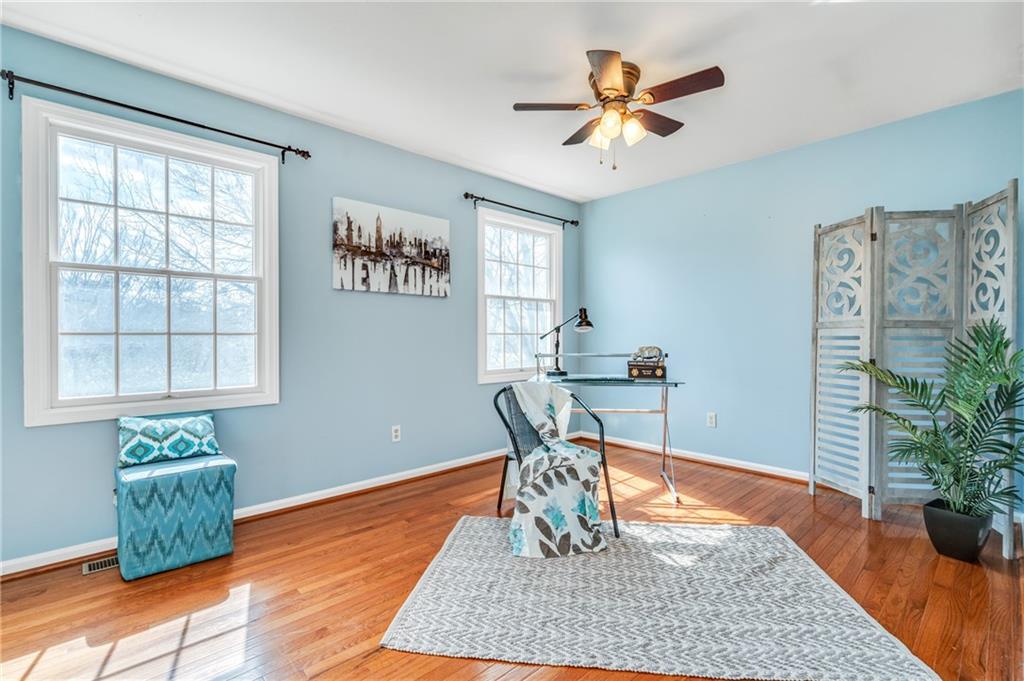 285 Randy Lane Coraopolis, PA 15108 - Photo 22 of 25 Gallery Image 22