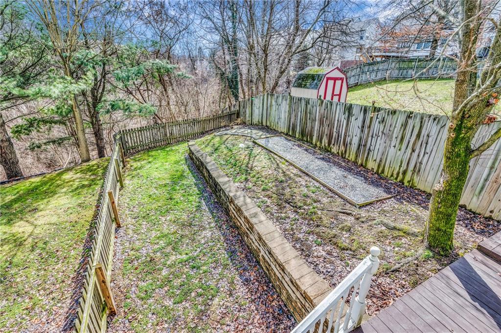 285 Randy Lane Coraopolis, PA 15108 - Photo 24 of 25 Gallery Image 24