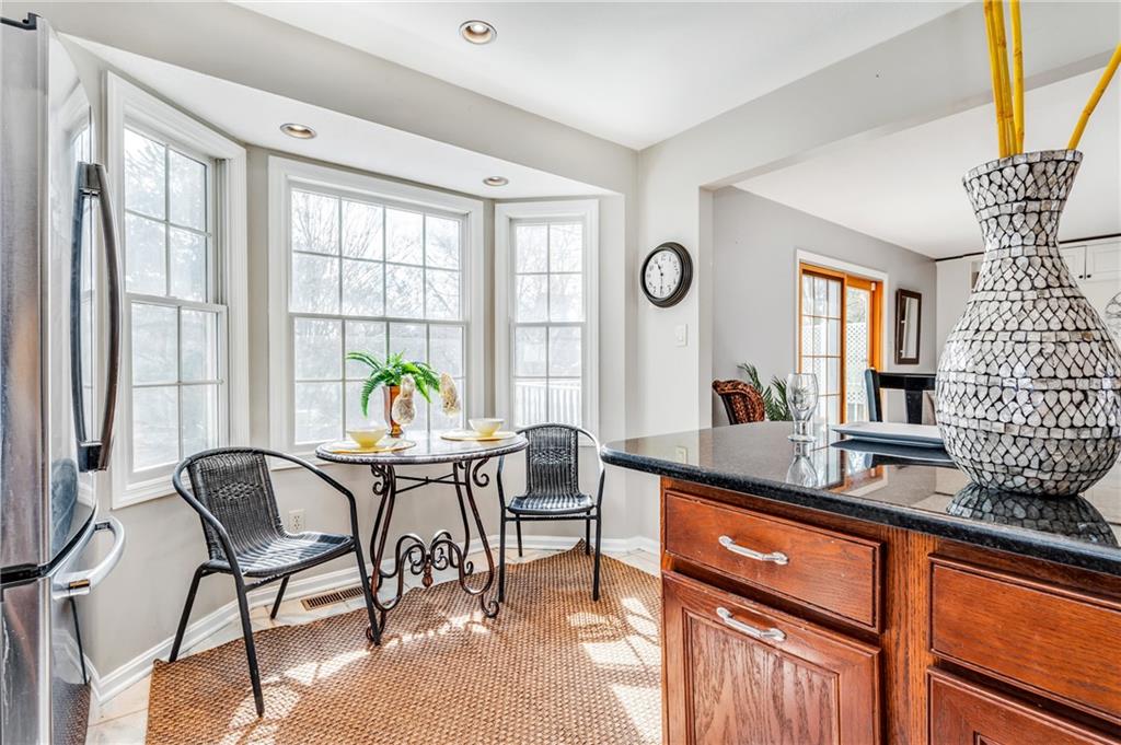 285 Randy Lane Coraopolis, PA 15108 - Photo 10 of 25 Gallery Image 10