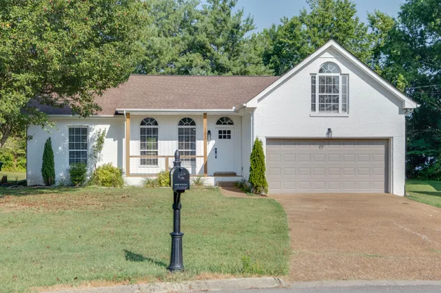 $2,495 | 103 Hunterwood Court, White House, TN 37188