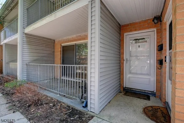 $1,950 | 2350 State Route 10, Unit B3, Morris Plains, NJ 07950