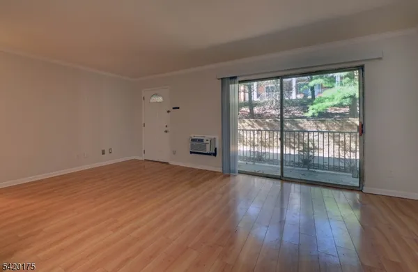 $1,950 | 2350 State Route 10, Unit B3, Morris Plains, NJ 07950