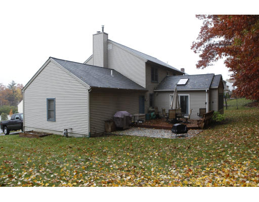 60 Ireta Road Shrewsbury, MA 01545 - Photo 2 of 28 Gallery Image 2