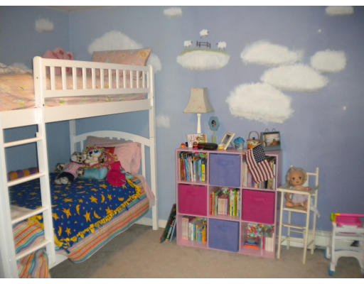 60 Ireta Road Shrewsbury, MA 01545 - Photo 22 of 28 Gallery Image 22