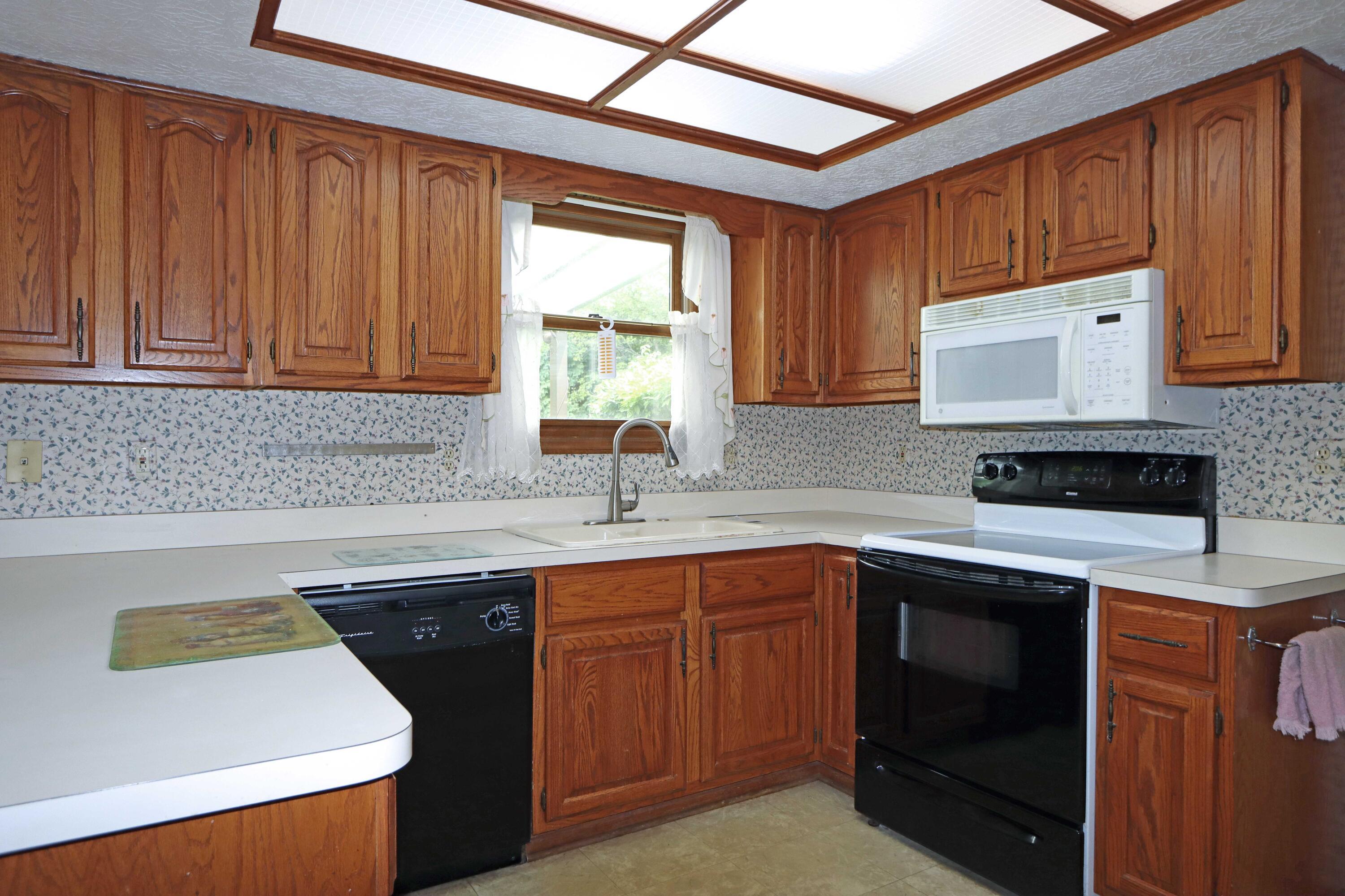3974 Reed Road Columbus, OH 43220 - Photo 14 of 74 IMG_1589_edited-1