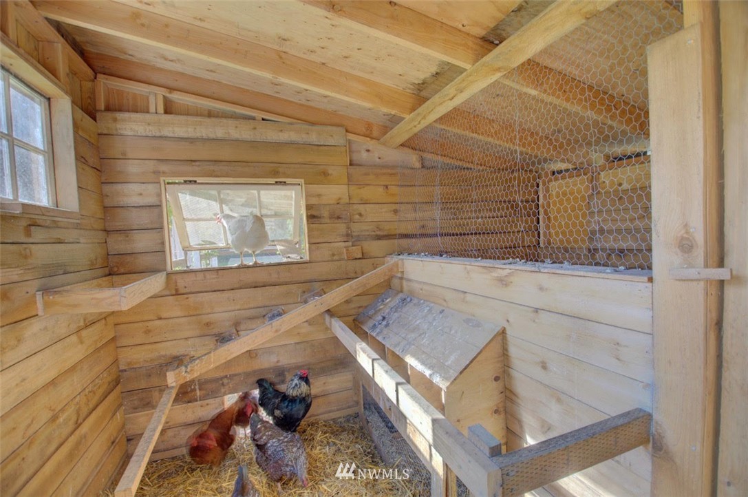 8104 173rd Avenue Southwest Rochester, WA 98579 - Photo 16 of 28