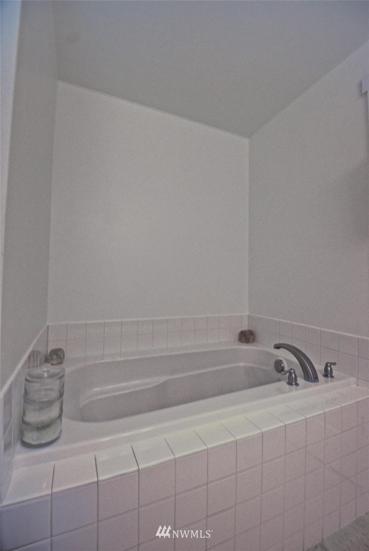 8104 173rd Avenue Southwest Rochester, WA 98579 - Photo 20 of 28