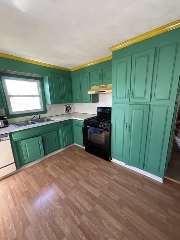 50 Benz Street Springfield, MA 01118 - Photo 2 of 13