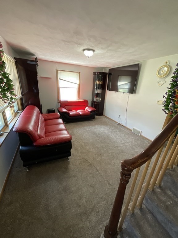 50 Benz Street Springfield, MA 01118 - Photo 4 of 13