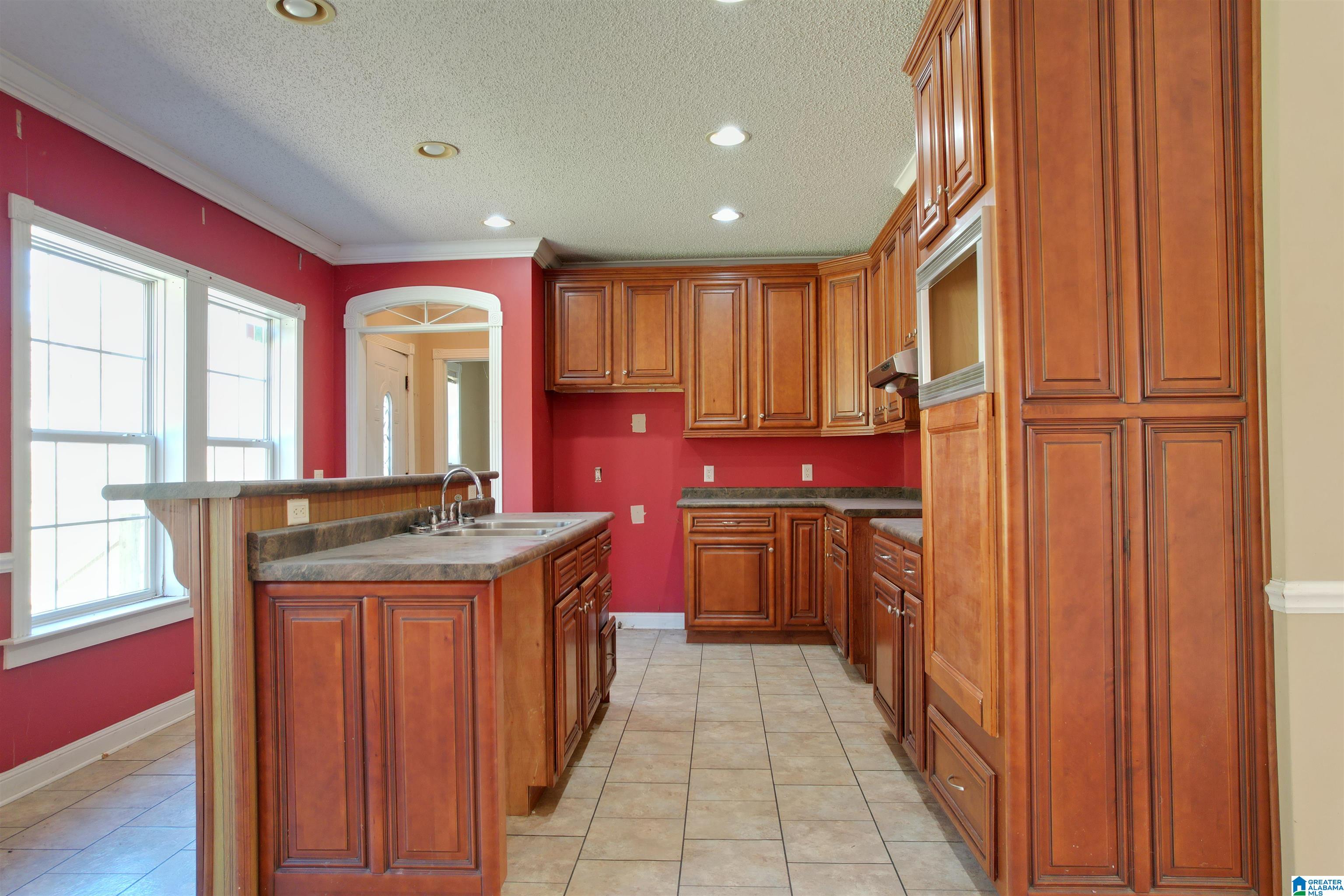 390 Old Macedonia Ragland, AL 35131 - Photo 3 of 33