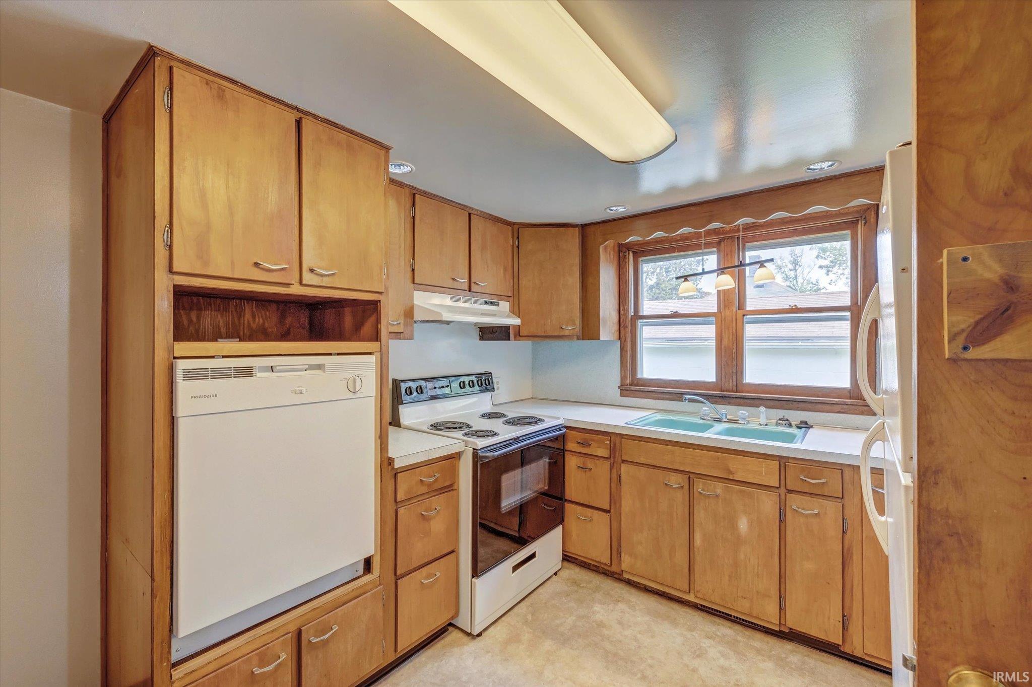 229 South Maple Street Bloomington, IN 47404 - Photo 20 of 35