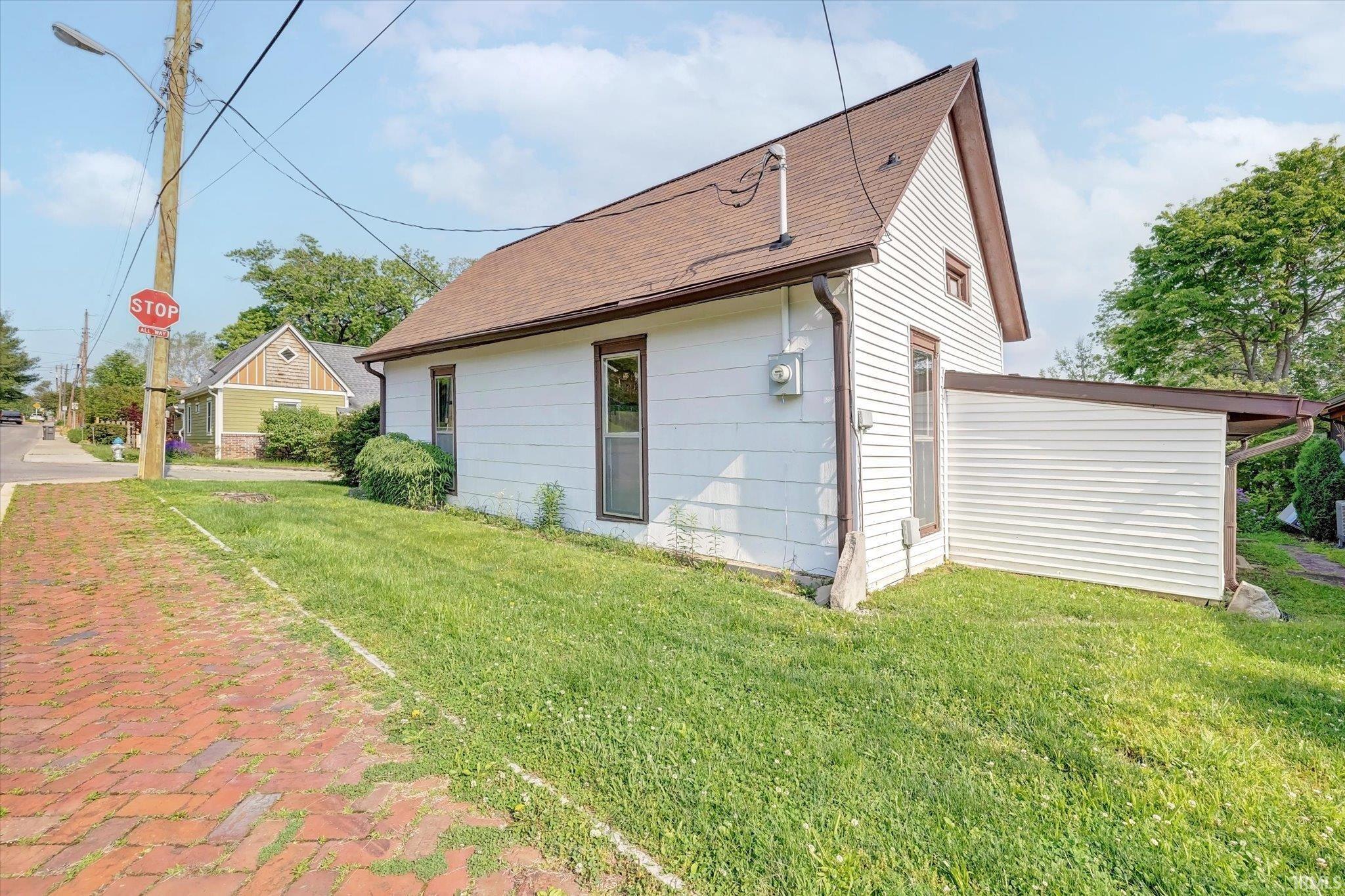 229 South Maple Street Bloomington, IN 47404 - Photo 33 of 35