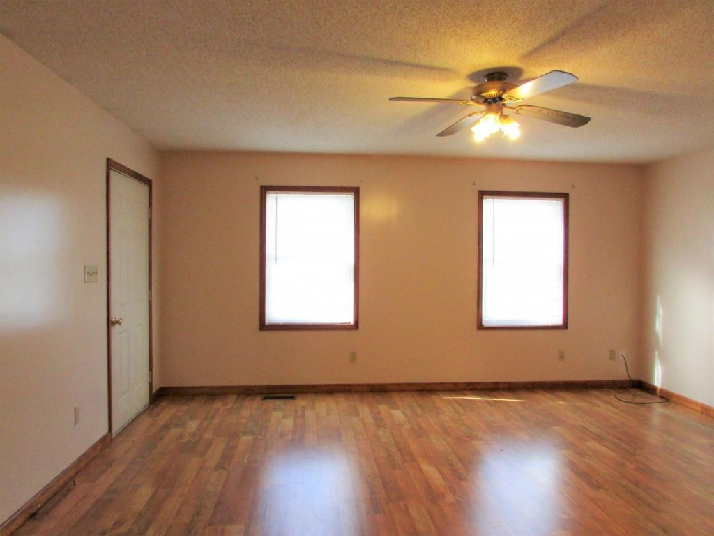 405 Orchard Road Elizabethton, TN 37643 - Photo 8 of 26 Photo 8
