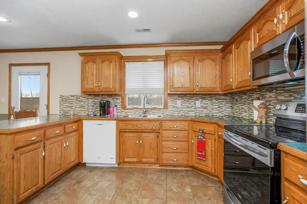 $362,000 | 101 Jefferson Street, East Lynne, MO 64743