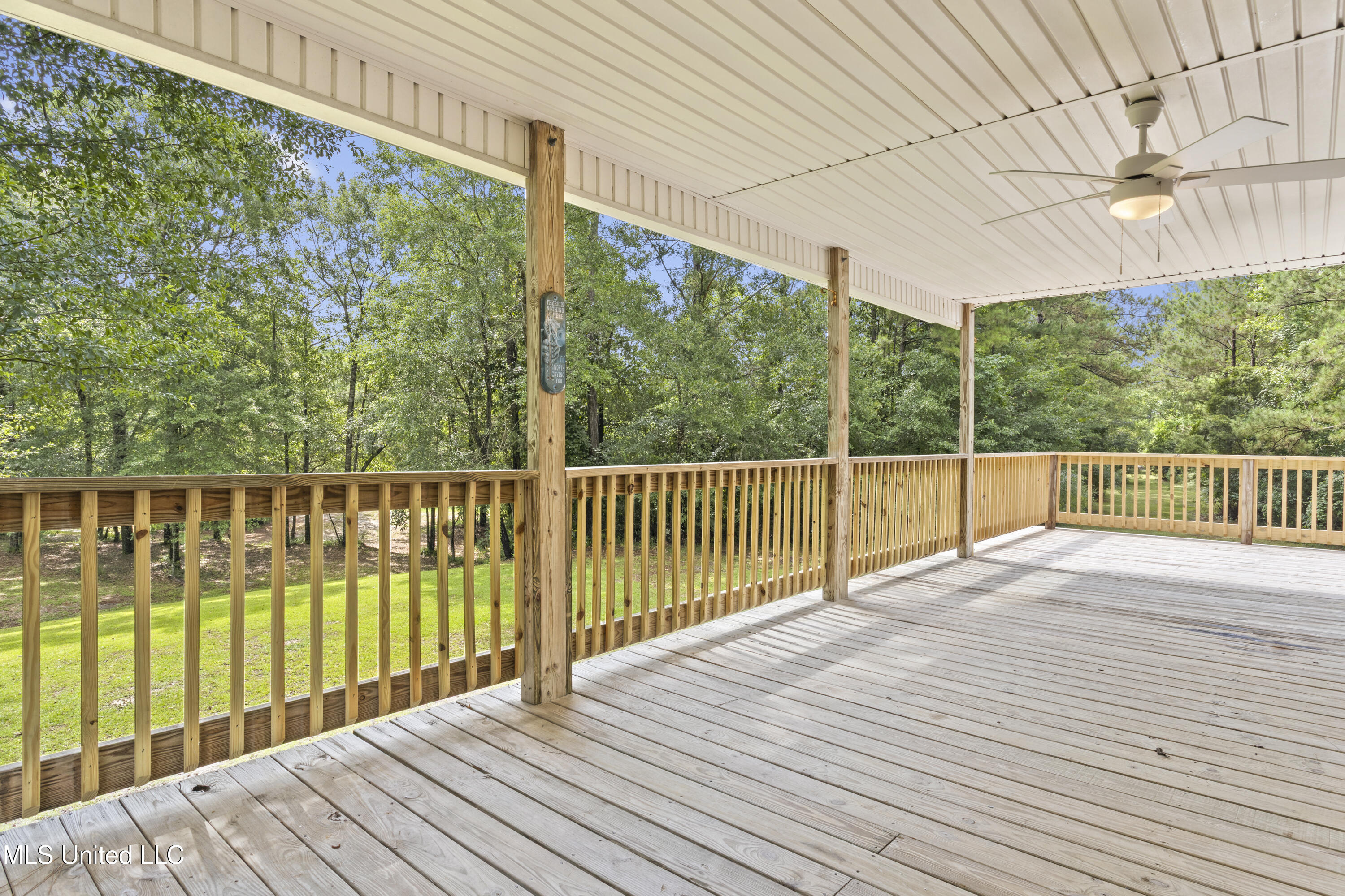 3554 Rivers Point Road D'Iberville, MS 39540 - Photo 33 of 46 040