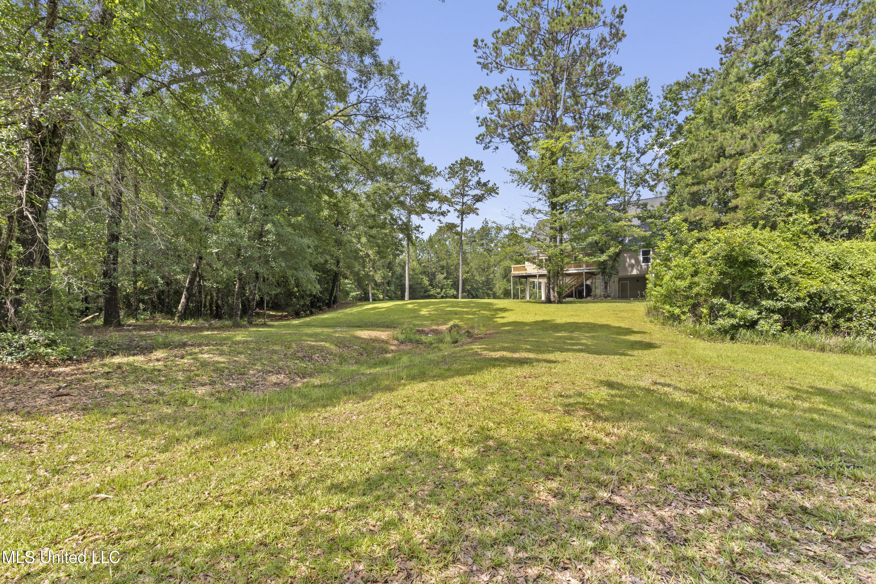 3554 Rivers Point Road D'Iberville, MS 39540 - Photo 36 of 46 044