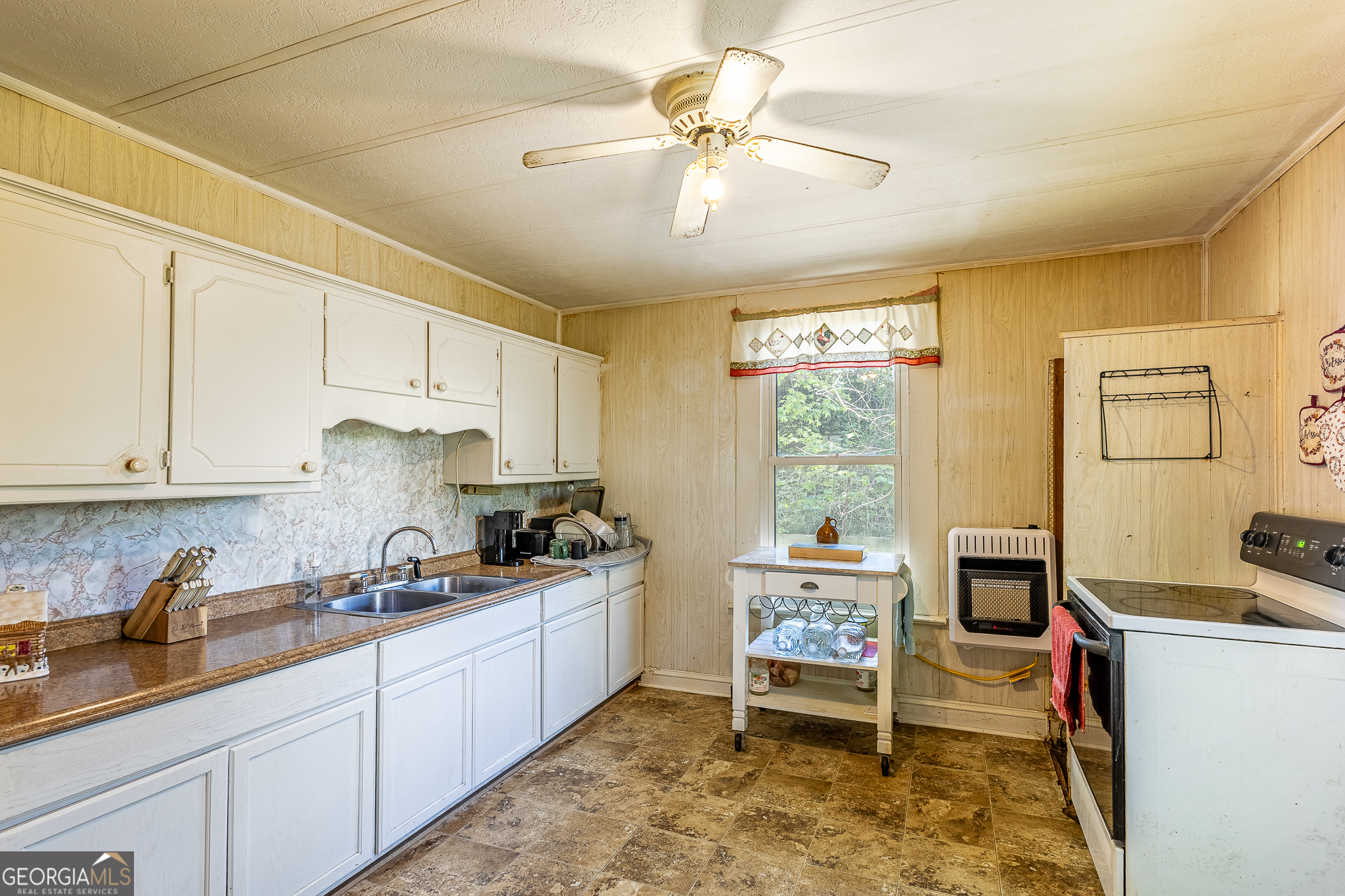 84 Hood Street Commerce, GA 30529 - Photo 35 of 45