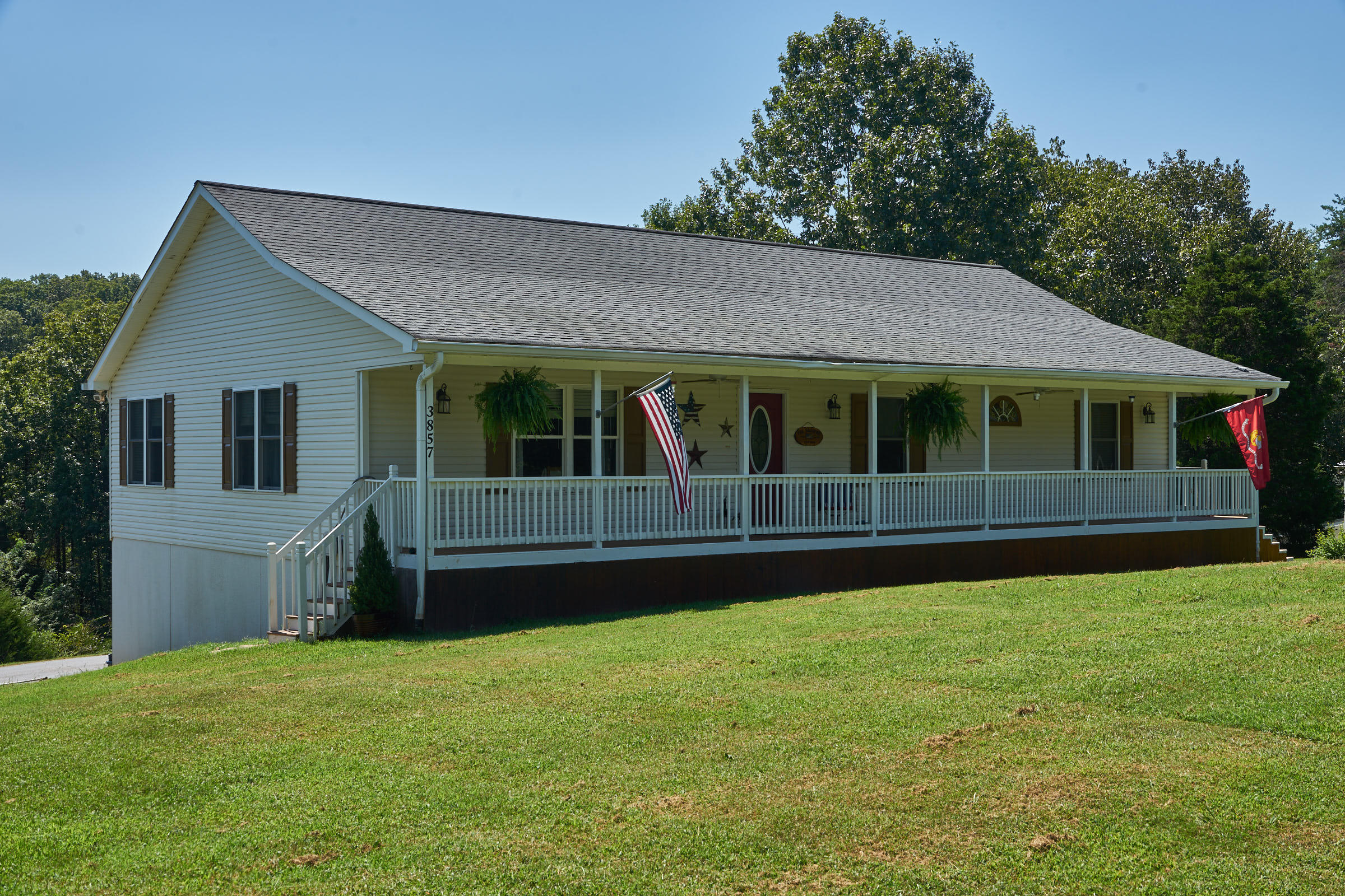 3857 Light Pink Road Louisville, TN 37777 - Photo 2 of 35 3857 Street 2