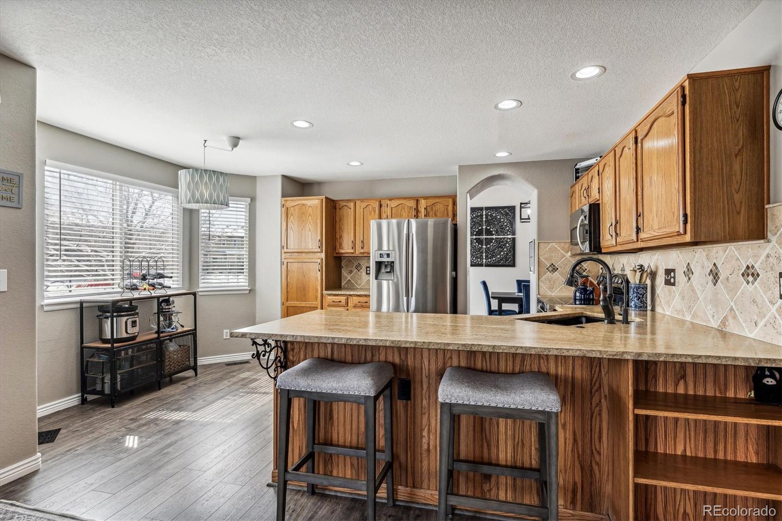8275 South Reed Street Littleton, CO 80128 - Photo 9 of 38 Gallery Image 9