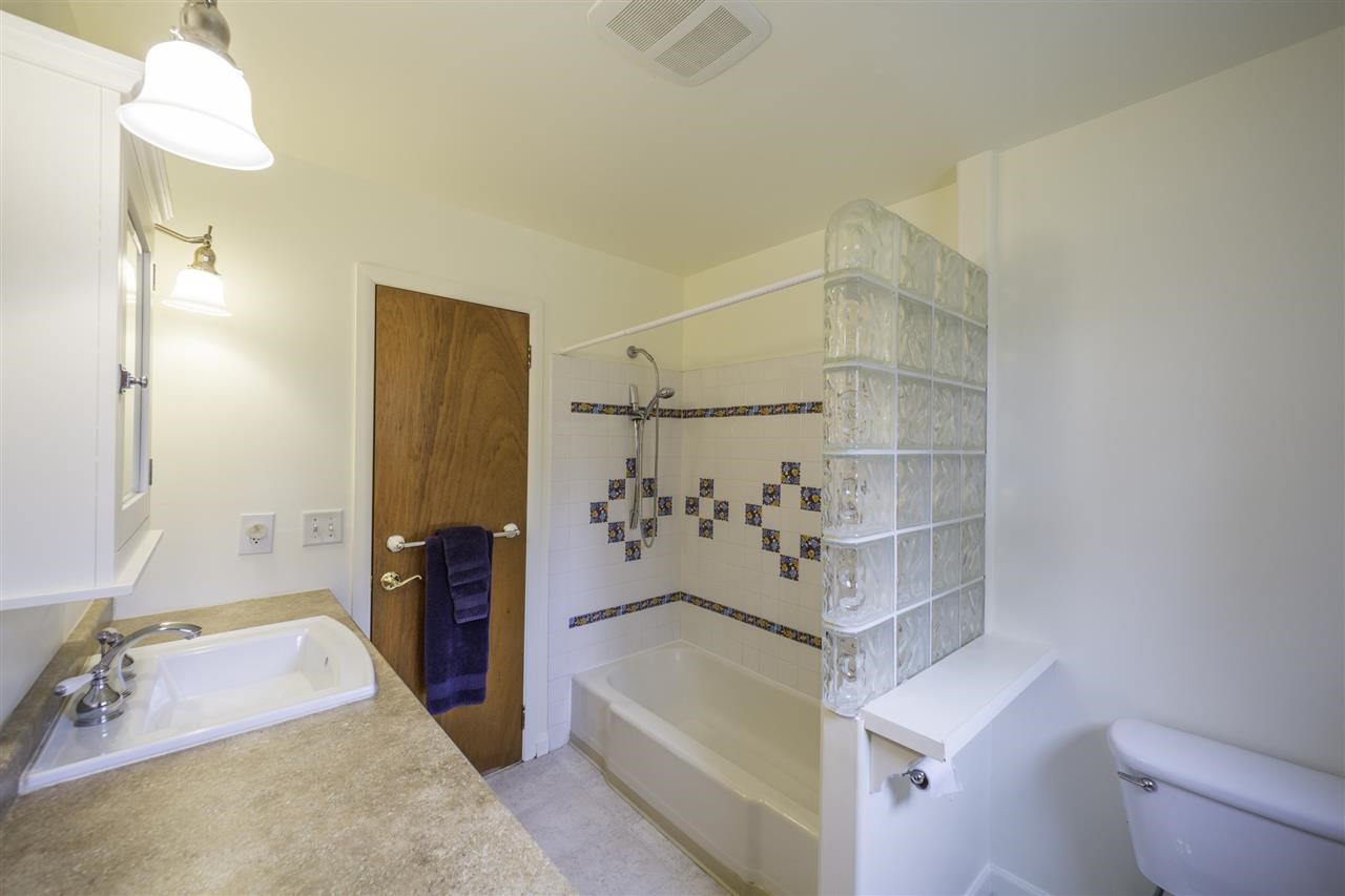 7816 North Starr Road Newman Lake, WA 99025 - Photo 9 of 20 Gallery Image 9