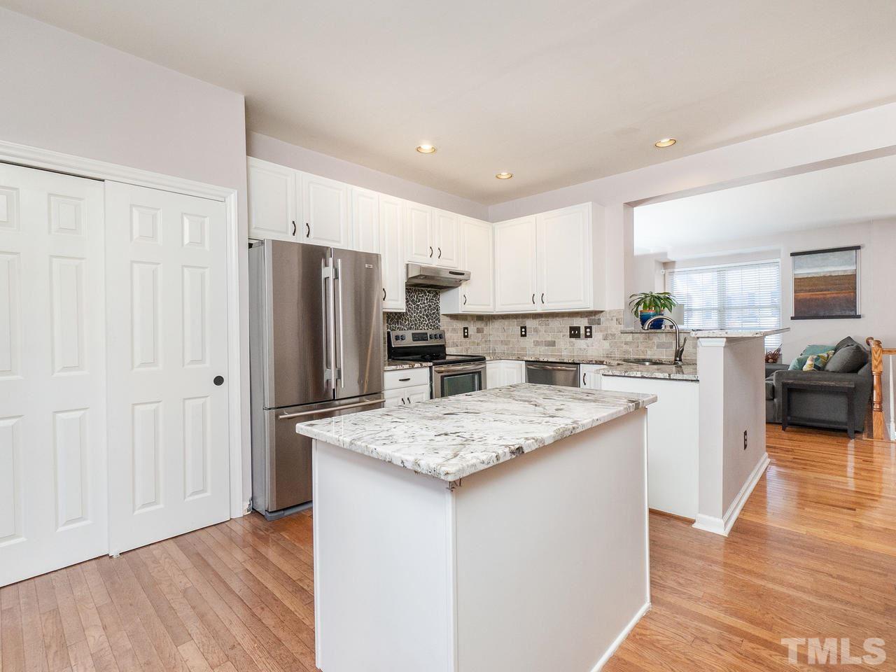 5560 Vista View Court Raleigh, NC 27612 - Photo 13 of 29 Gallery Image 13