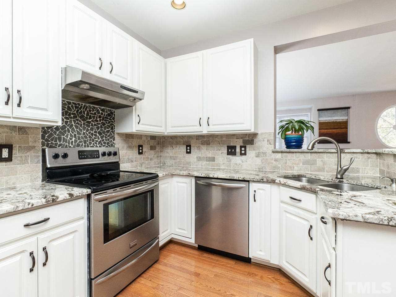 5560 Vista View Court Raleigh, NC 27612 - Photo 14 of 29 Gallery Image 14