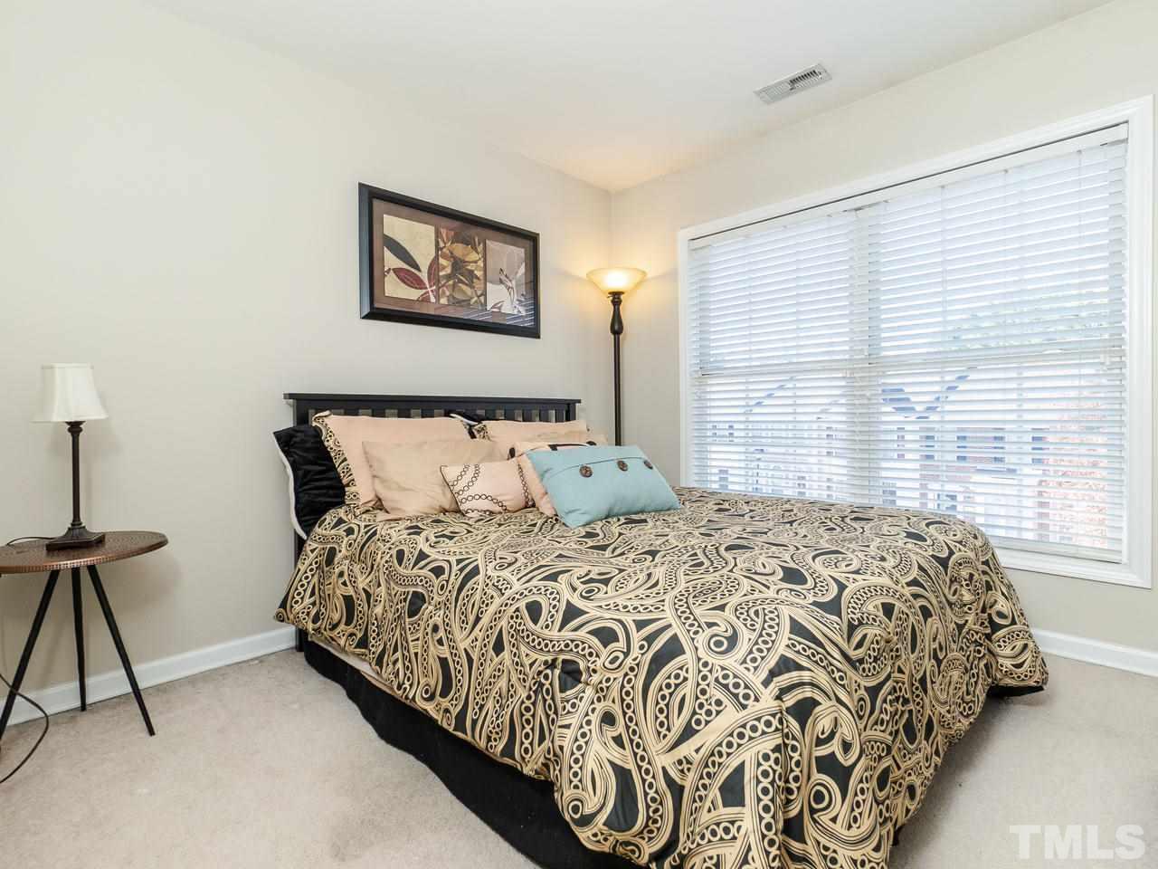 5560 Vista View Court Raleigh, NC 27612 - Photo 19 of 29 Gallery Image 19