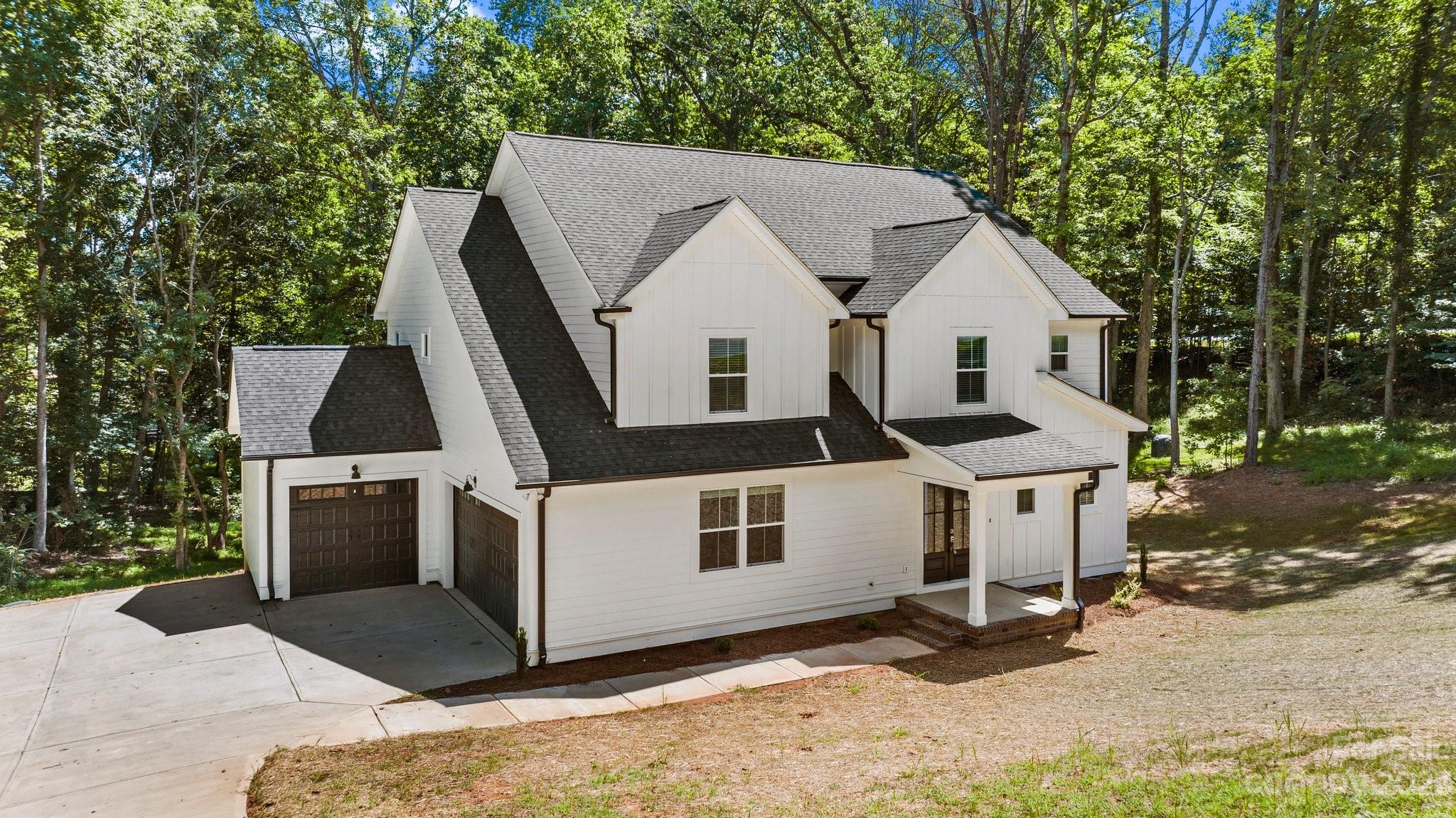 232 Beaten Path Road Mooresville, NC 28117 - Photo 4 of 48 Gallery Image 4