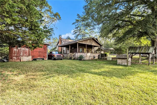 $299,999 | 2657 Wolf Pit Road, Eastanollee, GA 30538