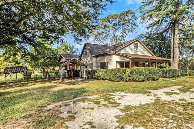 $299,999 | 2657 Wolf Pit Road, Eastanollee, GA 30538