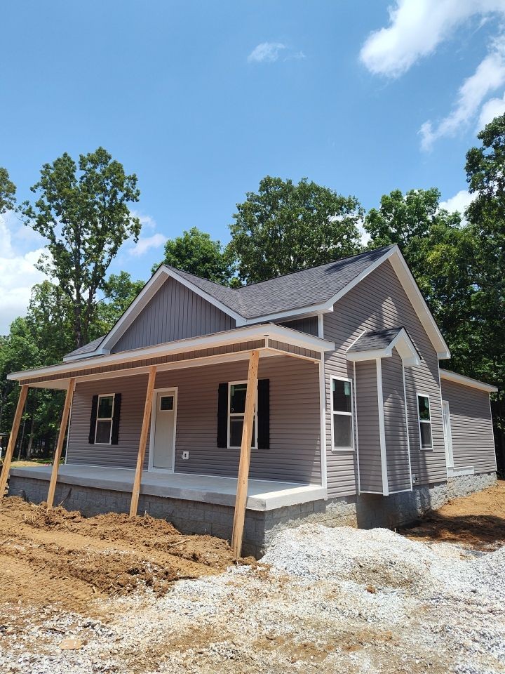 415 Mclhiney Road Dickson, TN 37055 - Photo 3 of 21 Gallery Image 3