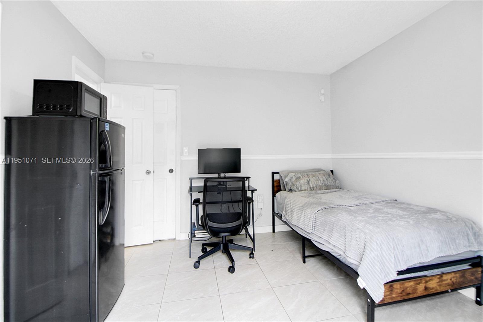 6301 Southwest 149th Court Miami, FL 33193 - Photo 21 of 37