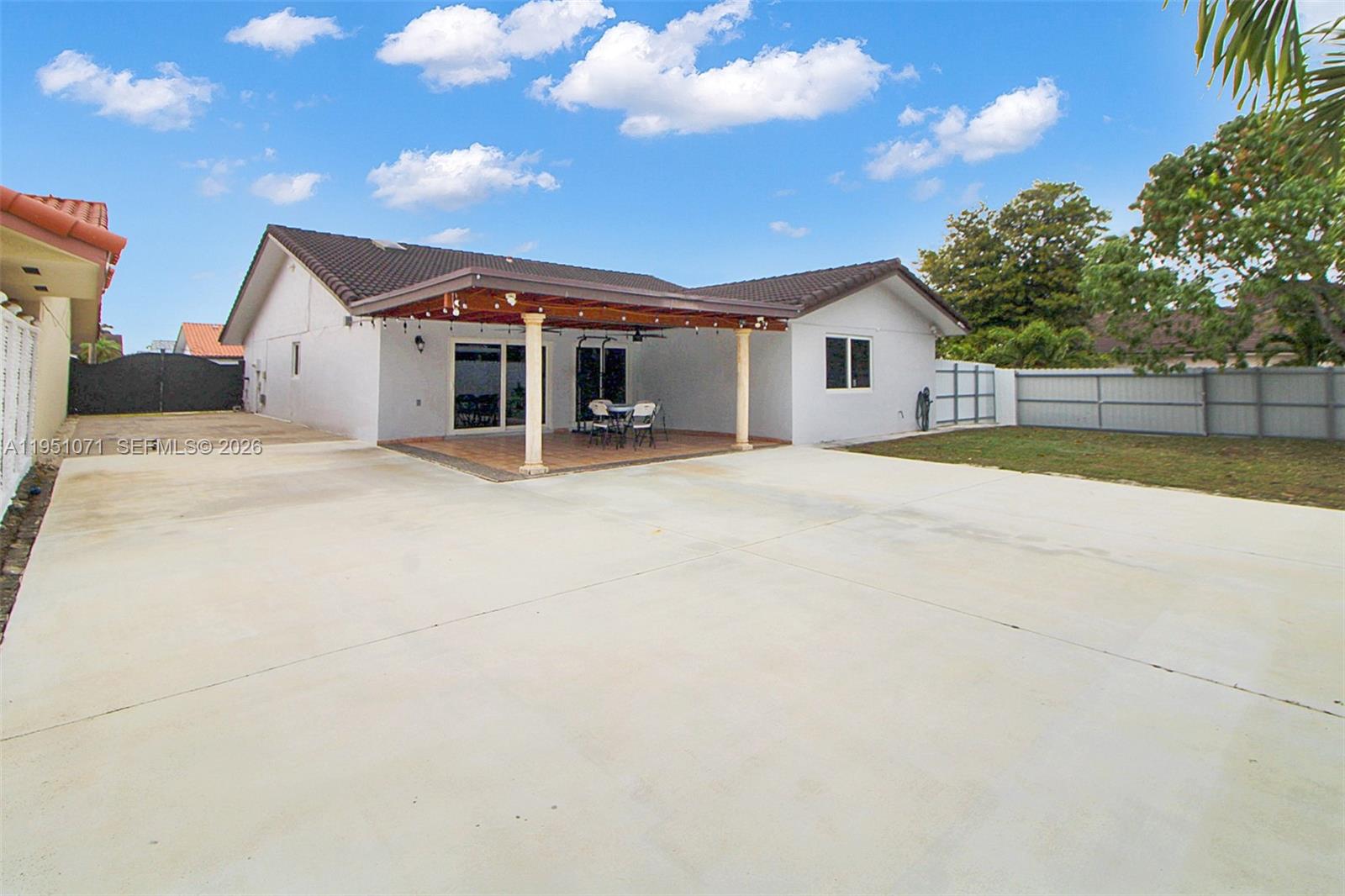 6301 Southwest 149th Court Miami, FL 33193 - Photo 30 of 37